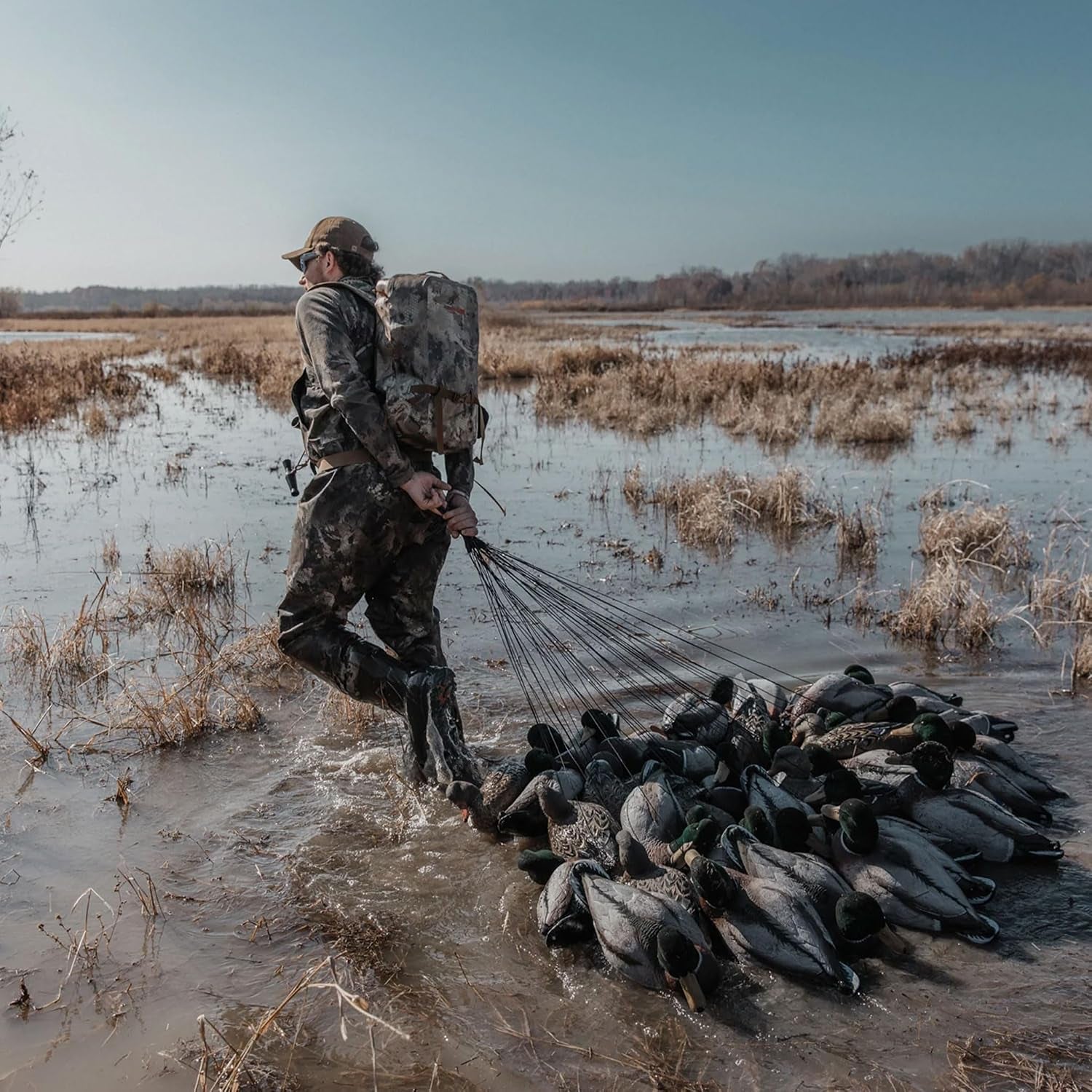 Magnum Mallard Duck Decoys | High Contrast Visibility | Unsinkable with Swivel Heads | Flocked, Painted, or Flocked Heads with Bag | Foam Filled, | Easy Setup, Weighted Keels | 6 Count