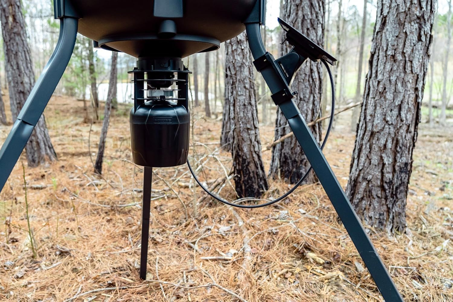 Deer Feeder Connected - 250 Lb, Tripod Deer Feeder, Cellular