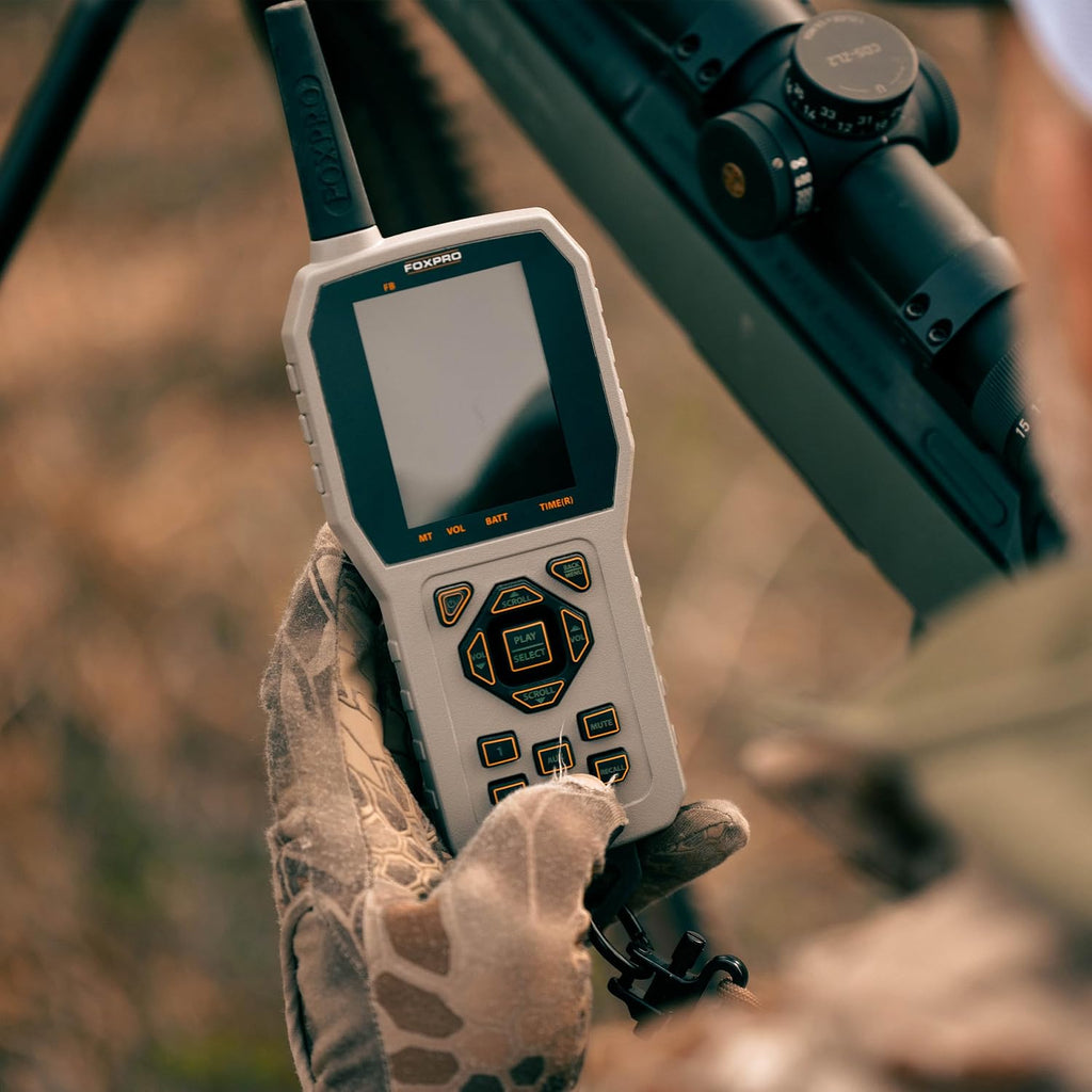 Hellcat PRO American Made Electronic Predator Call Remote Operated and Programmable Coyote, Fox, Hog Call for Hunting